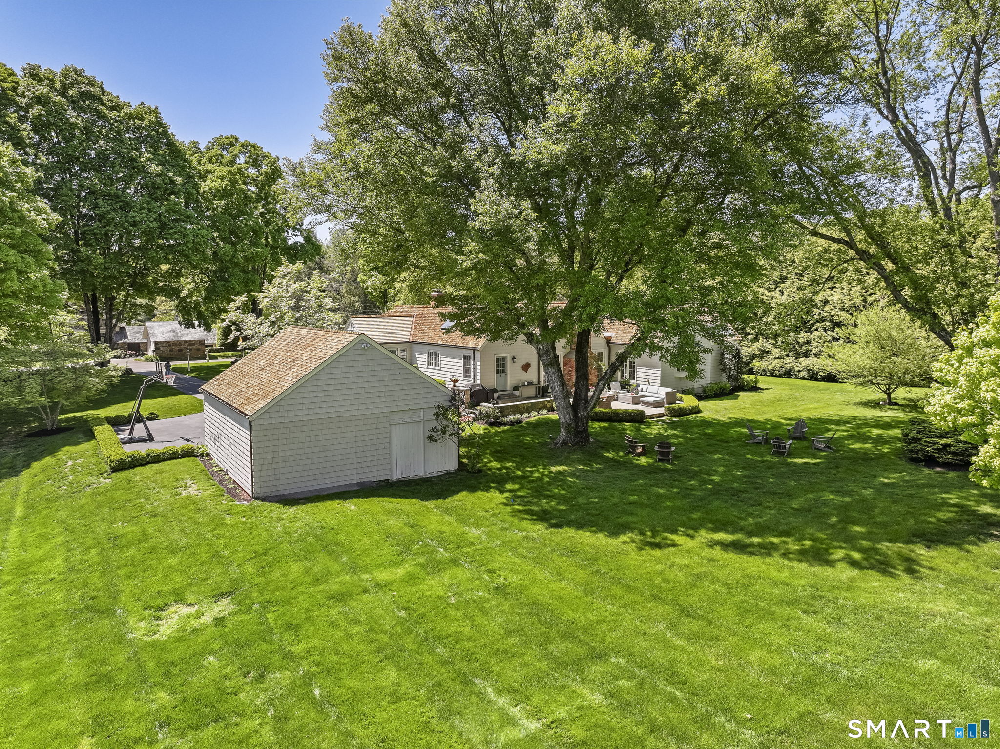 820 Hillside Road Fairfield CT 06824