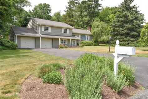 11 Fair Oak Drive Easton CT 06612