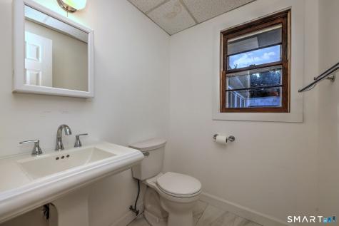424 Cedar Lane Cheshire CT 06410