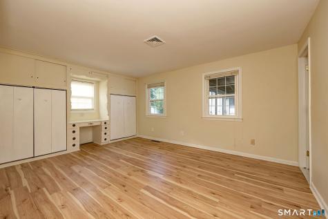 424 Cedar Lane Cheshire CT 06410