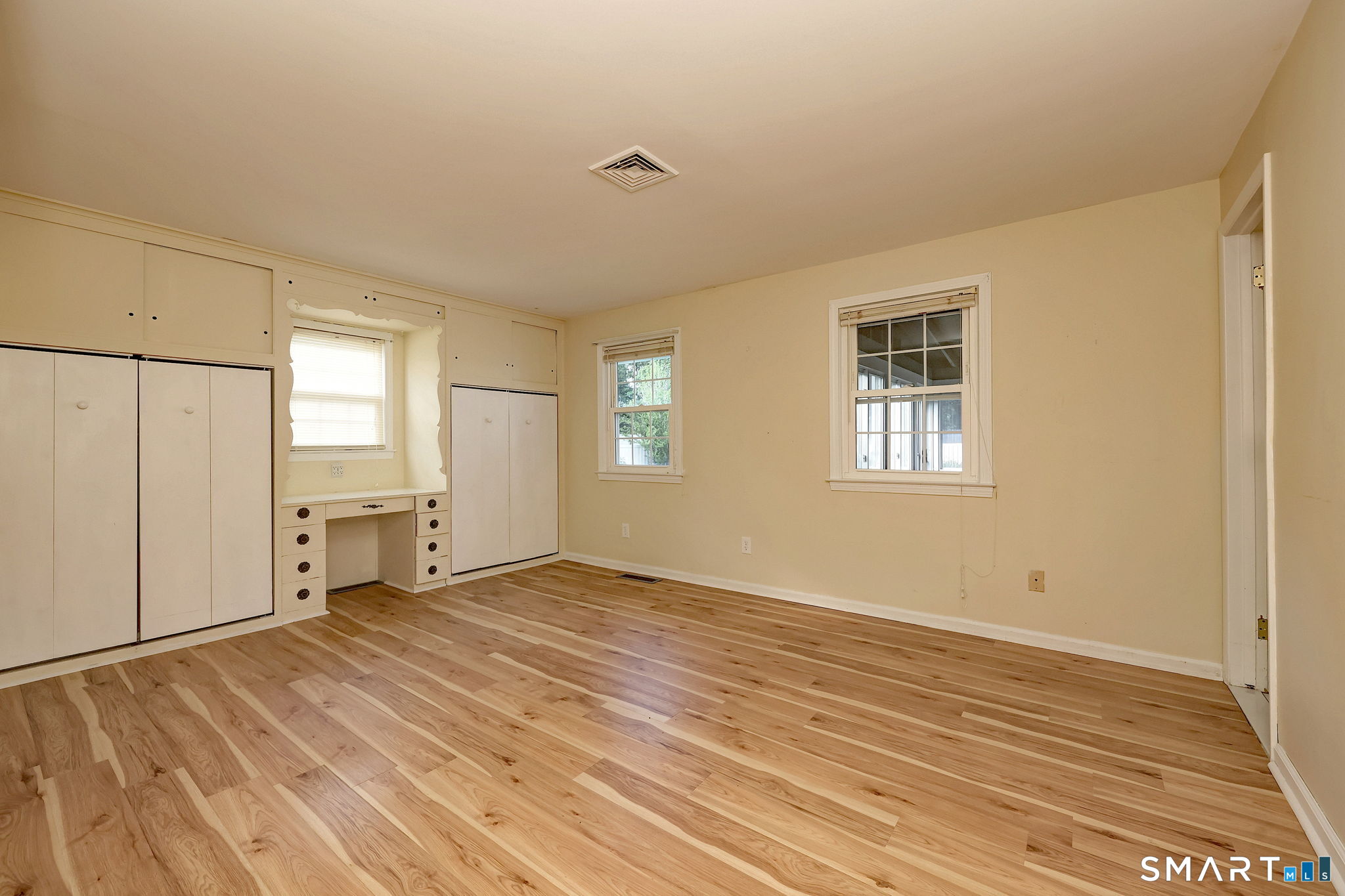 424 Cedar Lane Cheshire CT 06410