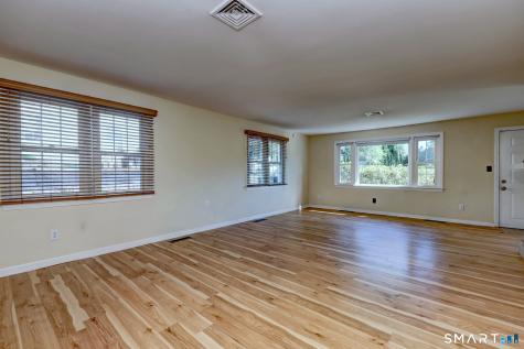 424 Cedar Lane Cheshire CT 06410