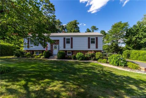 79 Heritage Drive Naugatuck CT 06770
