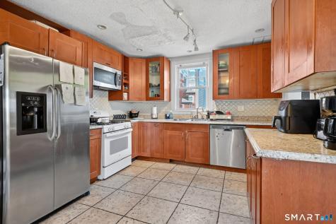 214 Pine Street Waterbury CT 06710