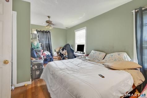 214 Pine Street Waterbury CT 06710