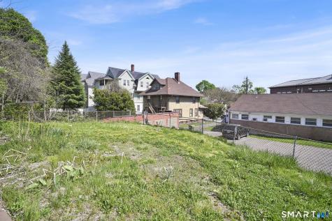 214 Pine Street Waterbury CT 06710
