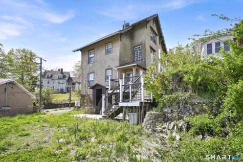 214 Pine Street Waterbury CT 06710