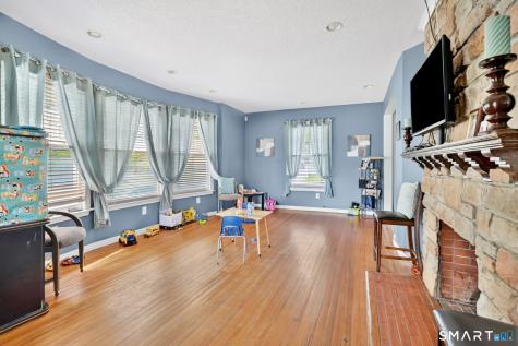 214 Pine Street Waterbury CT 06710