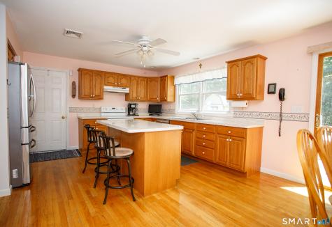 264 North Wawecus Hill Road Norwich CT 06360