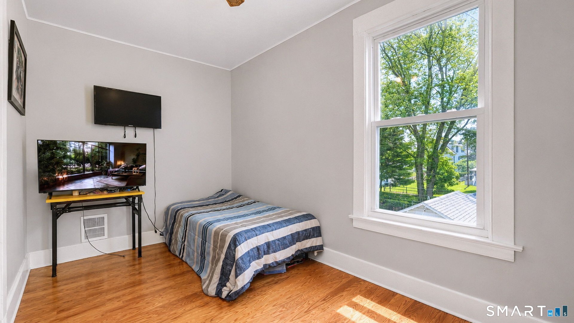 82 Leete Street West Haven CT 06516