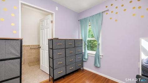 82 Leete Street West Haven CT 06516