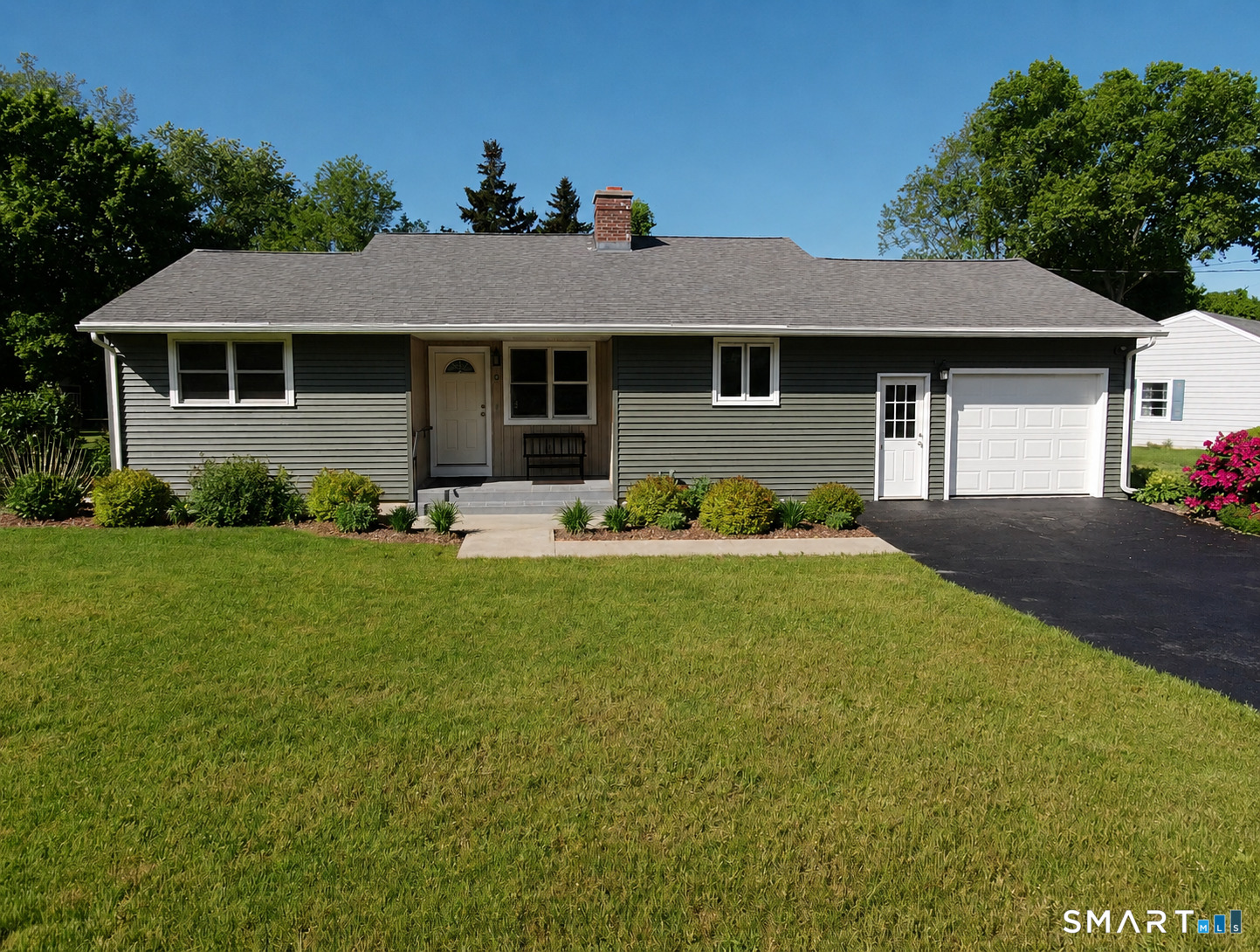 9 Miss Vans Court Waterford CT 06385