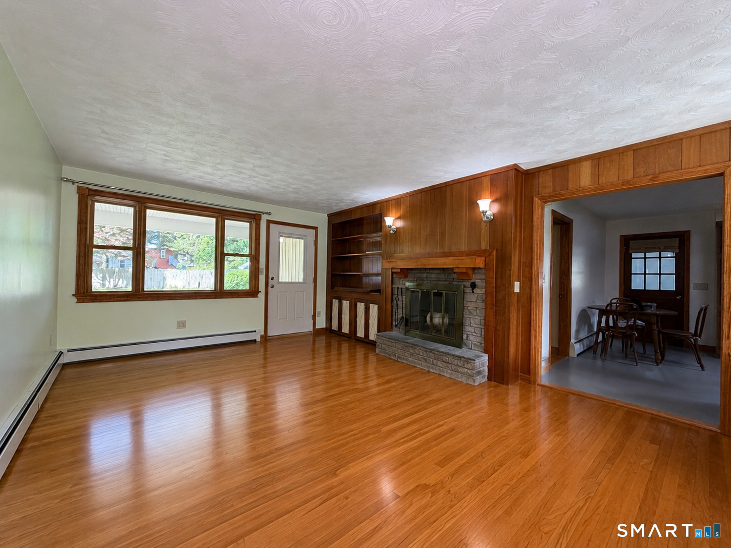 9 Miss Vans Court Waterford CT 06385