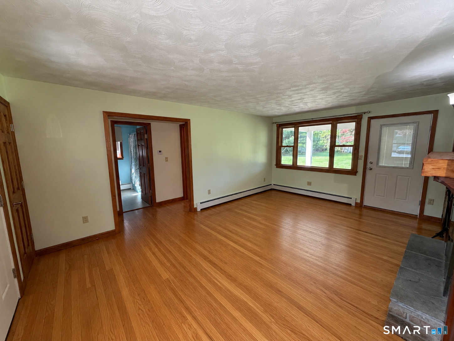 9 Miss Vans Court Waterford CT 06385