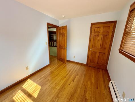 9 Miss Vans Court Waterford CT 06385