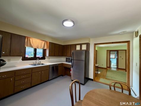 9 Miss Vans Court Waterford CT 06385