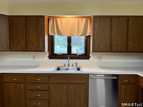 9 Miss Vans Court Waterford CT 06385