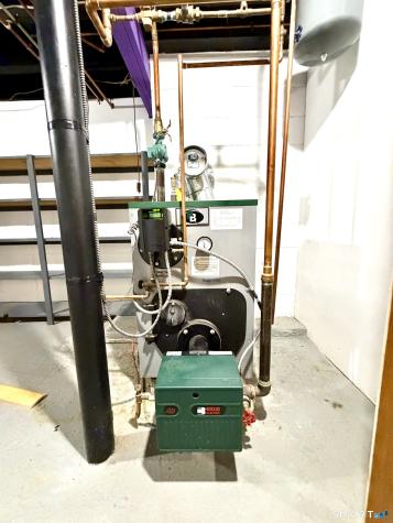 9 Miss Vans Court Waterford CT 06385