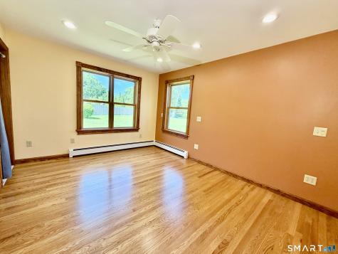 9 Miss Vans Court Waterford CT 06385