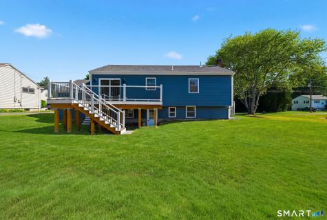 17 Fifth Avenue Waterford CT 06385