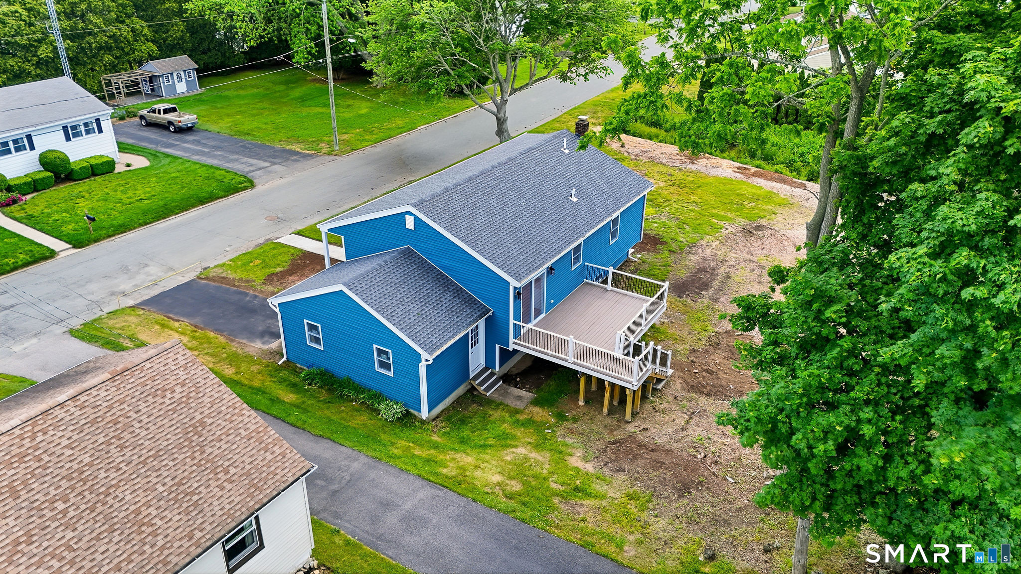 17 Fifth Avenue Waterford CT 06385