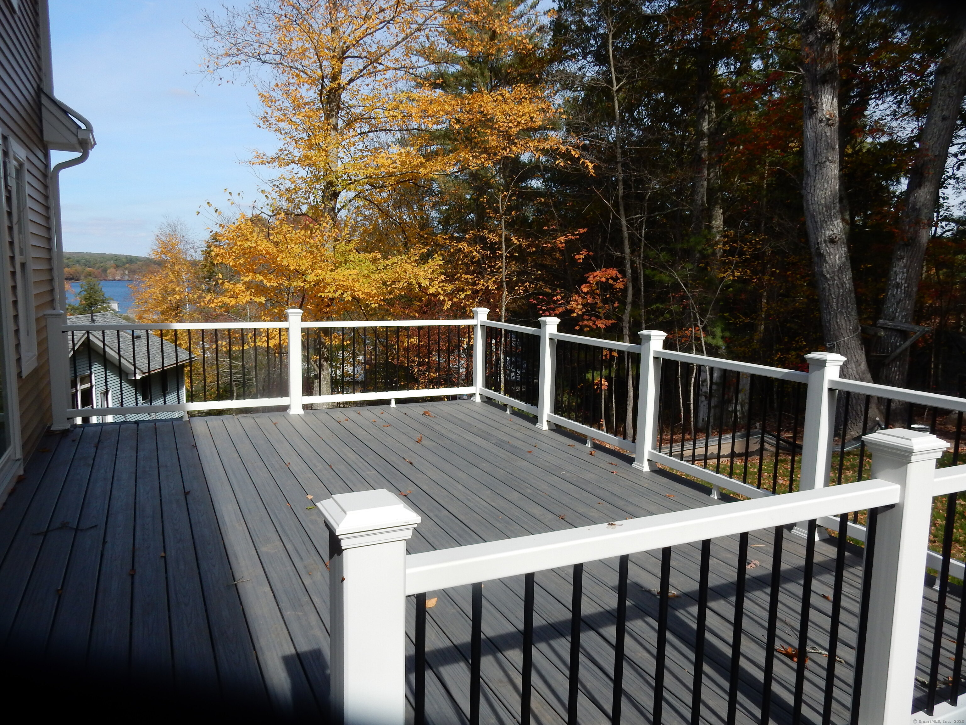 26 Green Street Ellington CT 06029