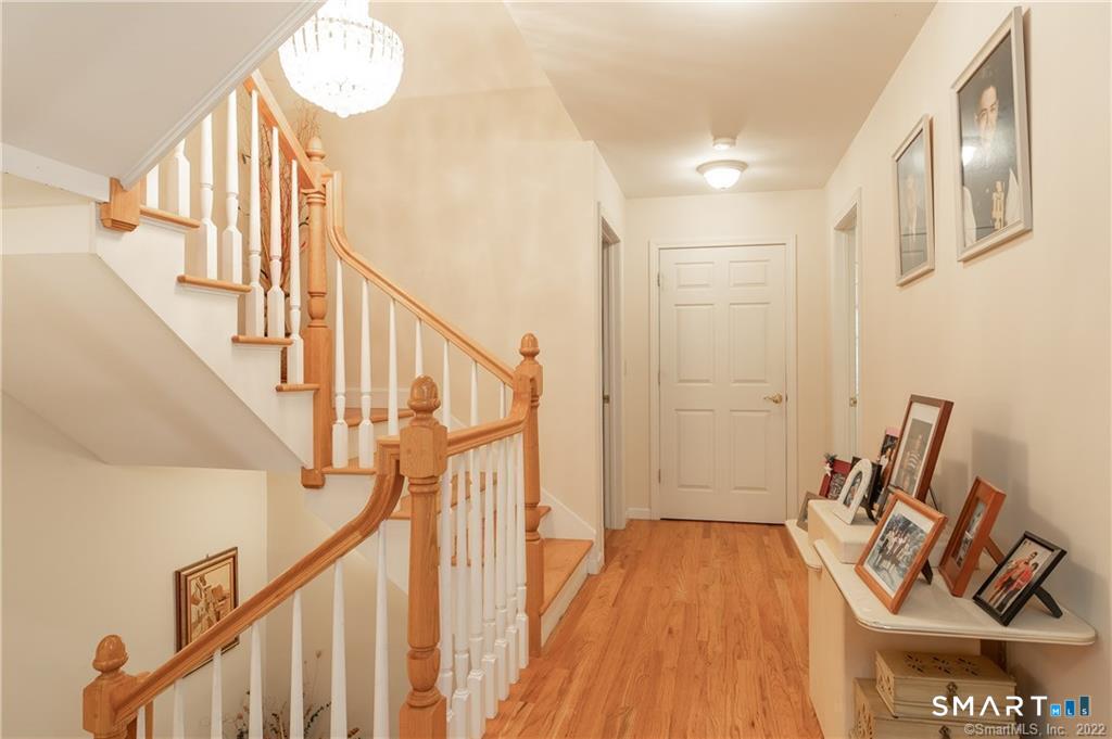 59 Michael Lane Naugatuck CT 06770