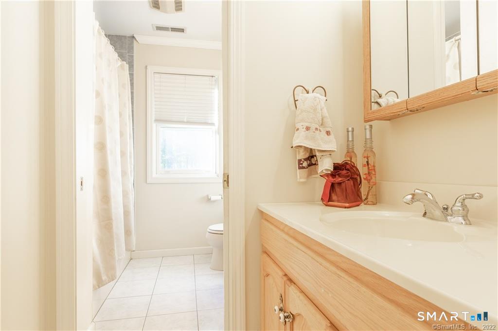 59 Michael Lane Naugatuck CT 06770