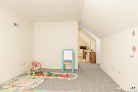 59 Michael Lane Naugatuck CT 06770