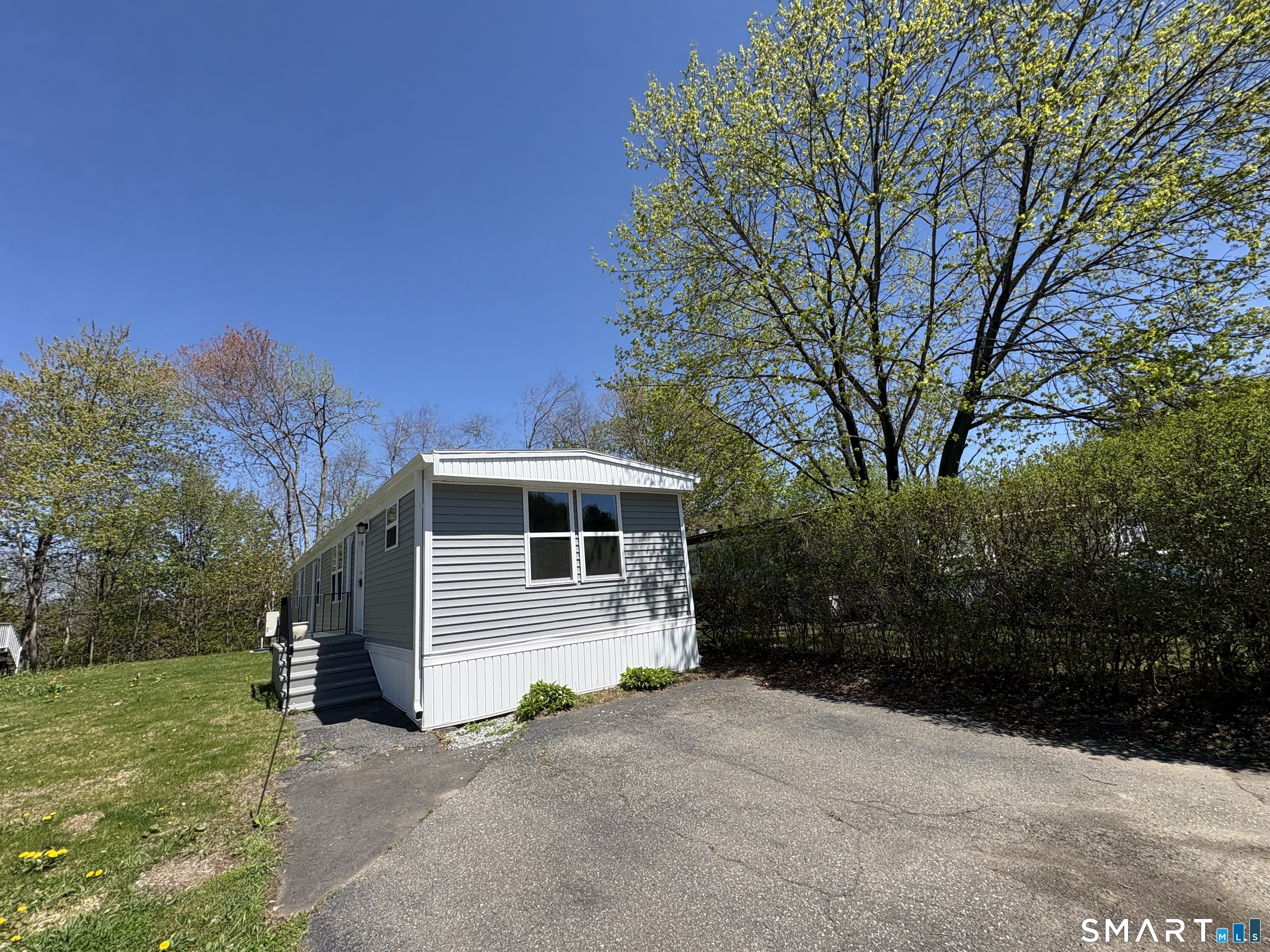 126 Thunderbird Drive Naugatuck CT 06770