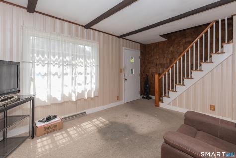 327 Anna Avenue Waterbury CT 06708
