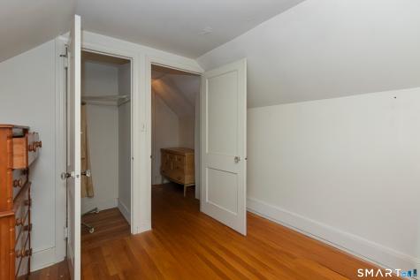 327 Anna Avenue Waterbury CT 06708