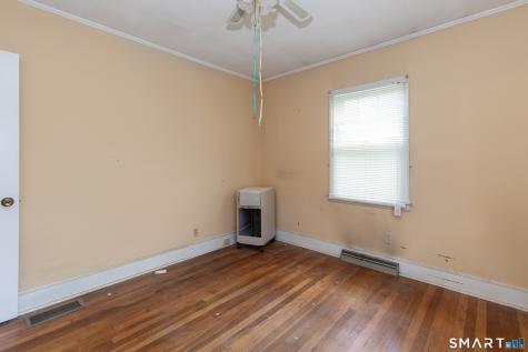 327 Anna Avenue Waterbury CT 06708