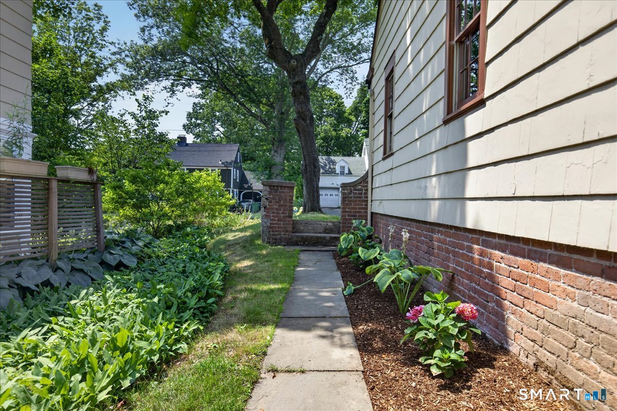 58 Myra Road Hamden CT 06517