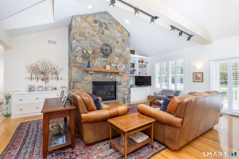6 Chestnut Circle Haddam CT 06441
