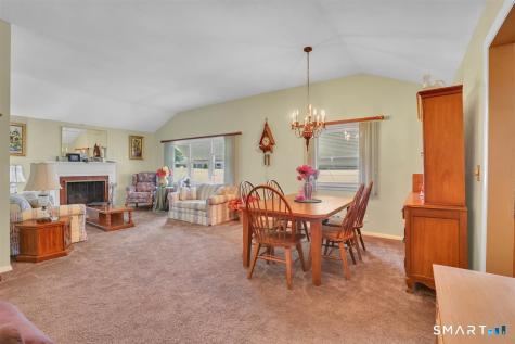 7 Dogwood Lane Newington CT 06111