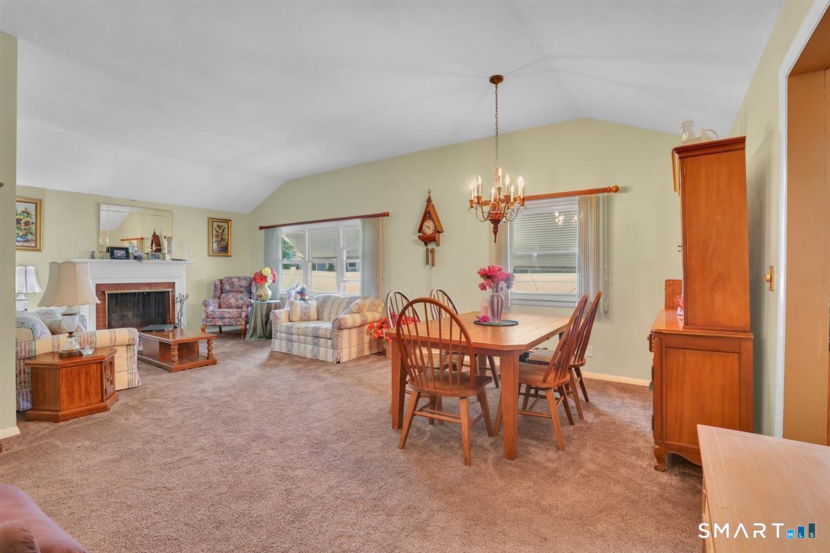 7 Dogwood Lane Newington CT 06111