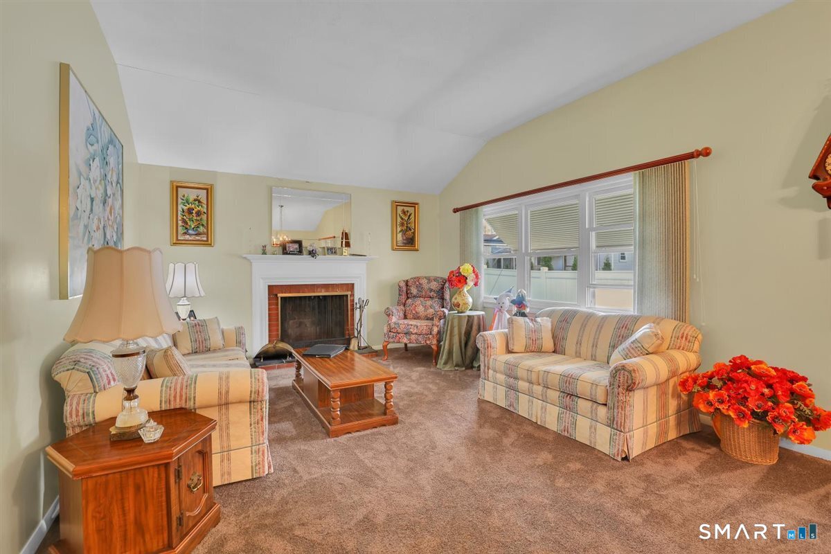 7 Dogwood Lane Newington CT 06111