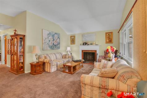 7 Dogwood Lane Newington CT 06111