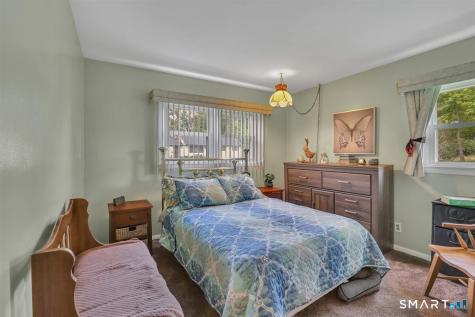 7 Dogwood Lane Newington CT 06111