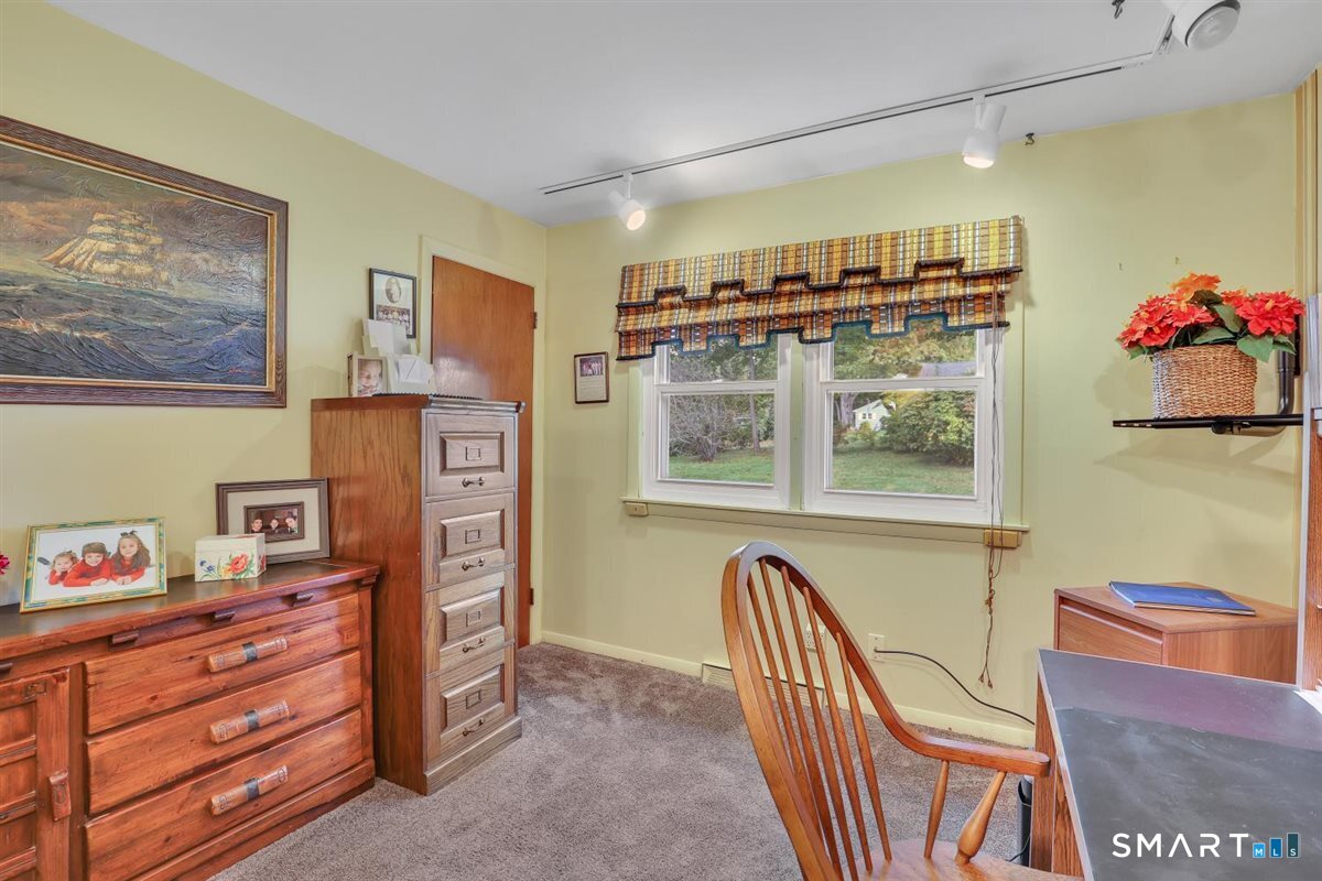 7 Dogwood Lane Newington CT 06111