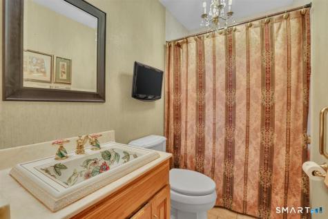 7 Dogwood Lane Newington CT 06111