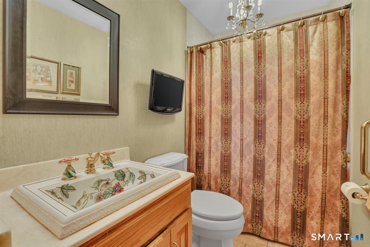 7 Dogwood Lane Newington CT 06111