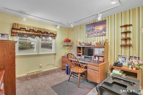 7 Dogwood Lane Newington CT 06111