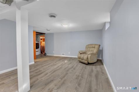 7 Dogwood Lane Newington CT 06111