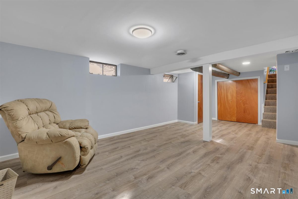 7 Dogwood Lane Newington CT 06111
