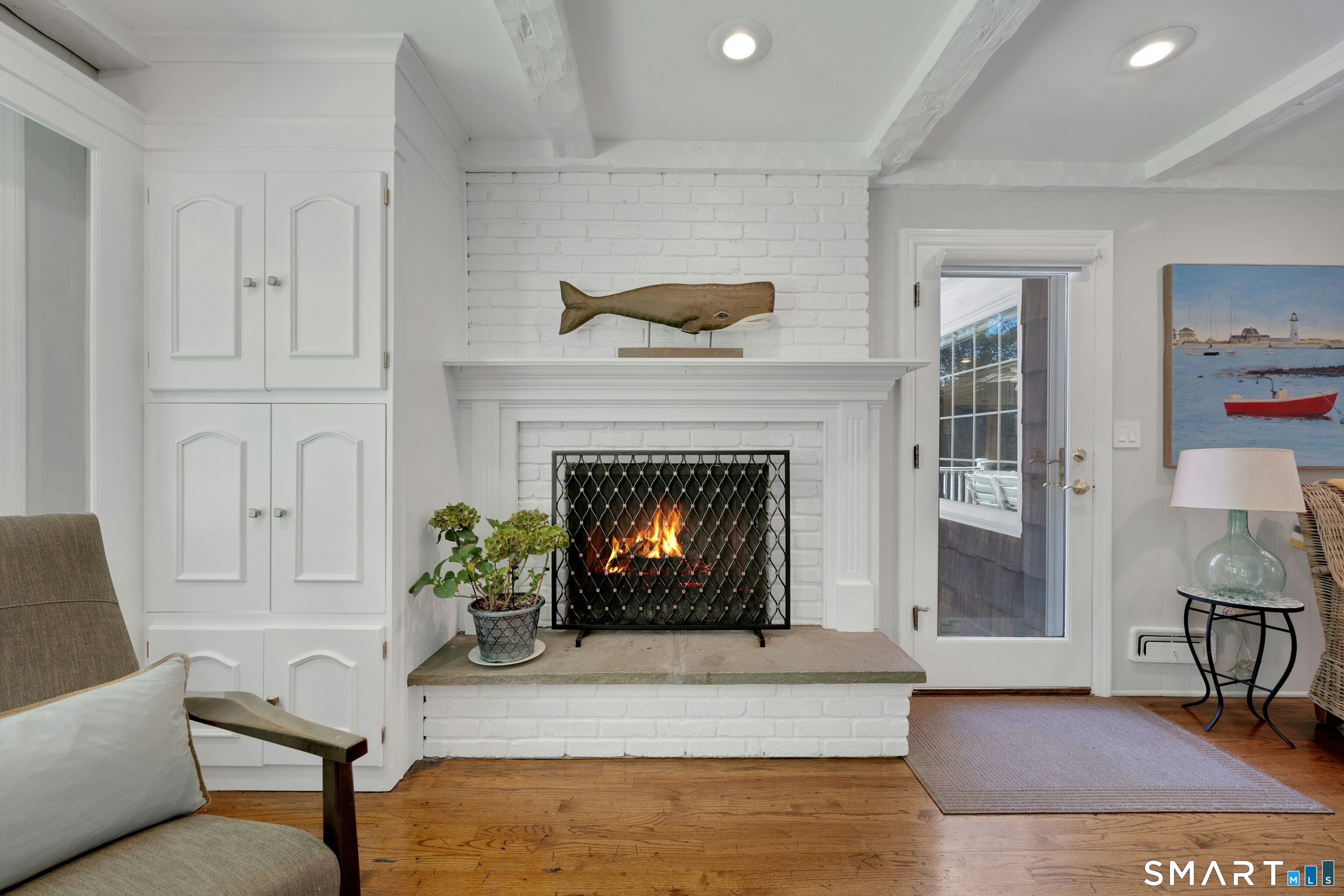 6 Stoneleigh Square Fairfield CT 06825