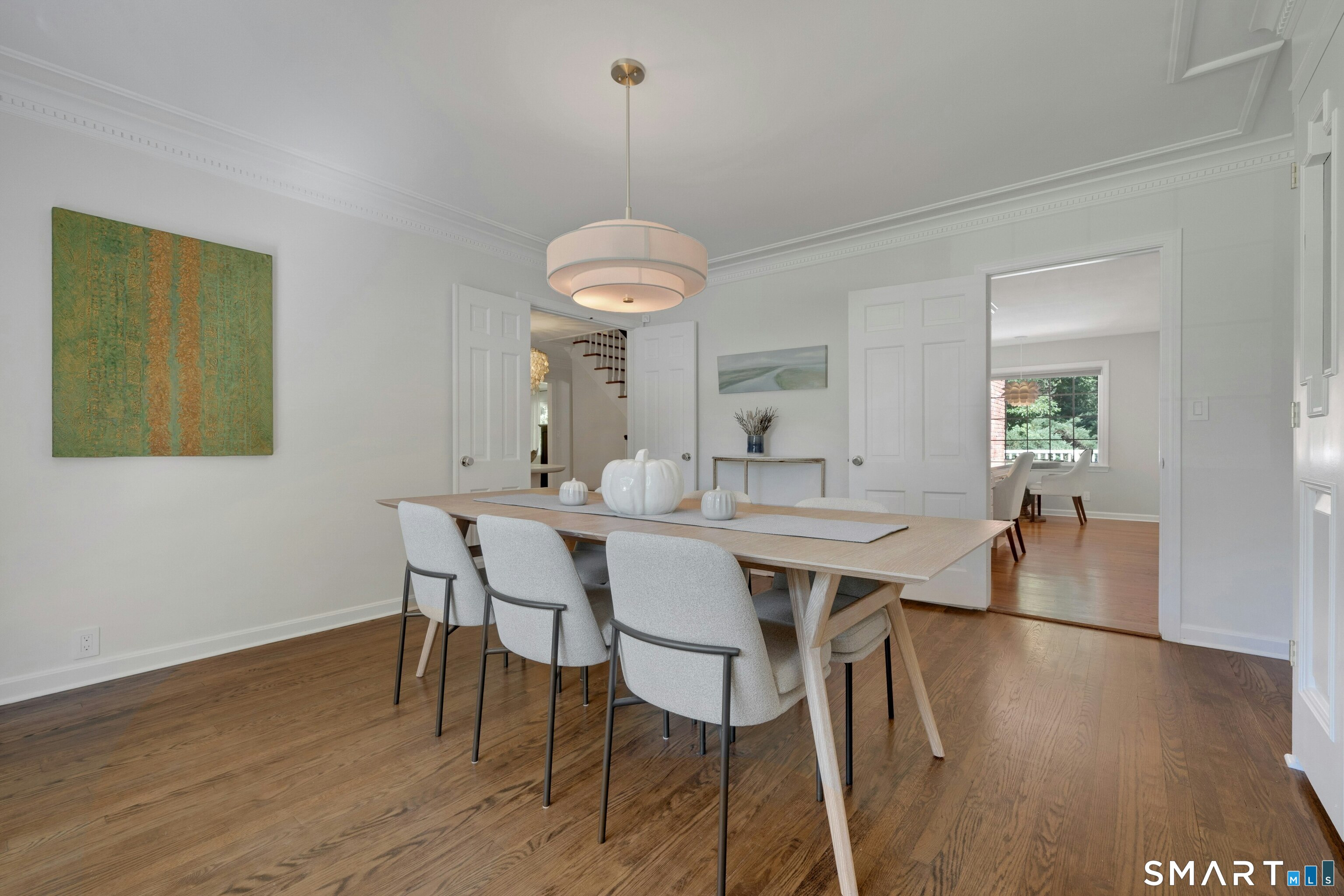6 Stoneleigh Square Fairfield CT 06825