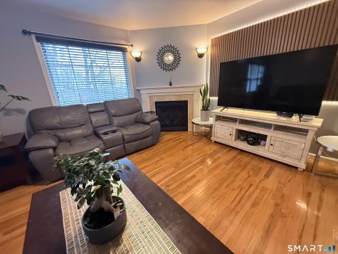 47 Oronoque Trail Shelton CT 06484