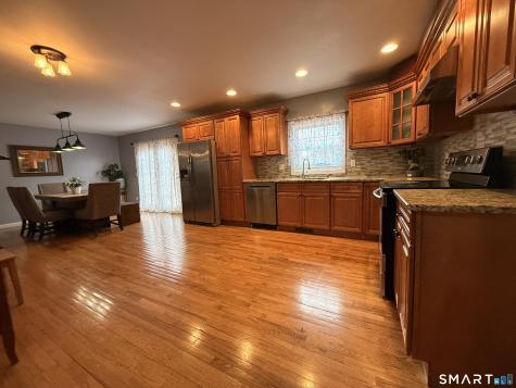 47 Oronoque Trail Shelton CT 06484